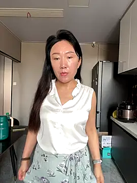 Snapshot of xiaomei-11 chatting on September 14, 2025, 2:23 am xiaomei-11 online show from September 14, 2025, 2:23 am