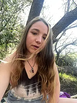 Snapshot of sashapulse chatting on October 17, 2025, 8:21 pm sashapulse online show from October 17, 2025, 8:21 pm