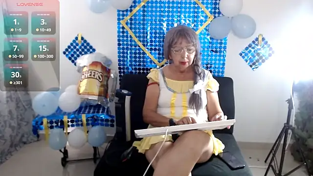 ruth blue21 online show from September 21, 2025, 6:13 pm