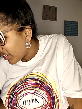 MeliBoobs online show from September 19, 2025, 7:07 pm