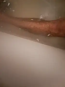 Snapshot of bevvvvv chatting on February 22, 2026, 11:28 pm bevvvvv online show from February 22, 2026, 11:28 pm