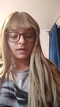 Aurora blaack online show from November 13, 2025, 2:04 am