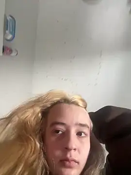 Snapshot of SeccySerena chatting on February 24, 2026, 3:46 pm SeccySerena online show from February 24, 2026, 3:46 pm