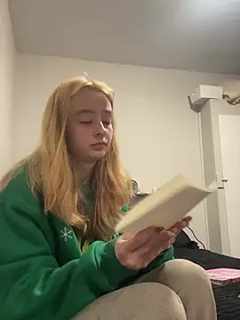 Snapshot of SeccySerena chatting on February 20, 2026, 4:53 pm SeccySerena online show from February 20, 2026, 4:53 pm