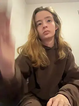 Snapshot of SeccySerena chatting on January 18, 2026, 5:38 pm SeccySerena online show from January 18, 2026, 5:38 pm