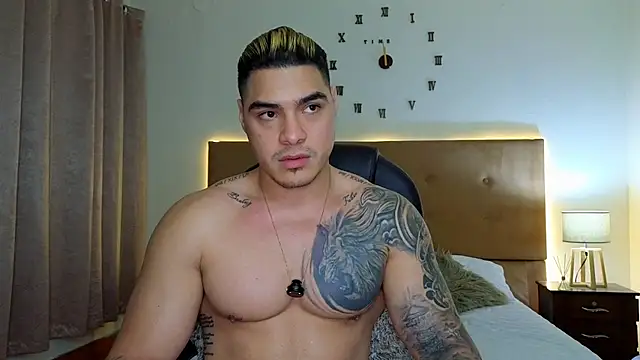 Steven Velez online show from October 24, 2025, 11:48 pm