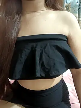 loving candy online show from October 25, 2025, 5:35 pm