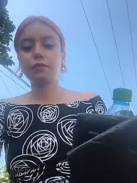 TamaraMera online show from April 2, 2026, 7:20 pm