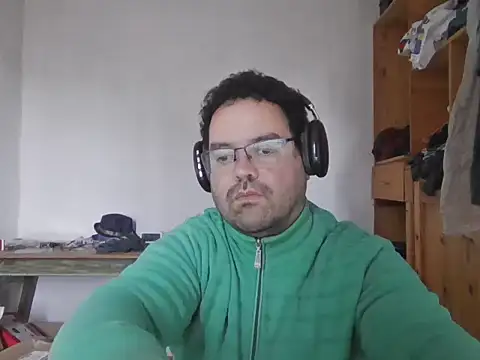 condorito222 online show from June 22, 2026, 6:05 pm