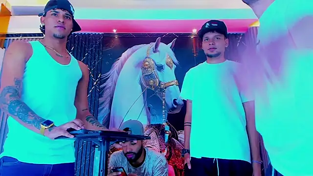 Snapshot of Dominic_Max_ chatting on September 14, 2025, 4:46 am Dominic Max online show from September 14, 2025, 4:46 am