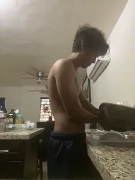 EmilianoPerex online show from March 25, 2026, 11:58 pm