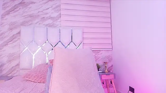 cataleya ebony  online show from February 3, 2026, 3:04 am