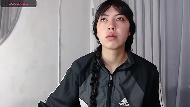 malejahotcs01 online show from November 15, 2025, 11:03 am