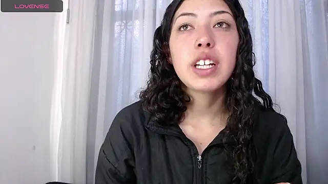 malejahotcs01 online show from November 20, 2025, 1:56 pm