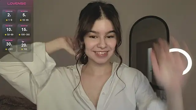 Snapshot of sladkoezzzka chatting on September 17, 2025, 5:15 pm sladkoezzzka online show from September 17, 2025, 5:15 pm