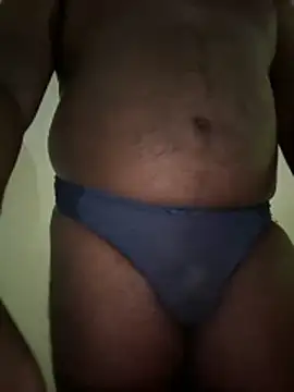 Snapshot of Fnncv chatting on December 2, 2025, 7:21 am Fnncv online show from December 2, 2025, 7:21 am