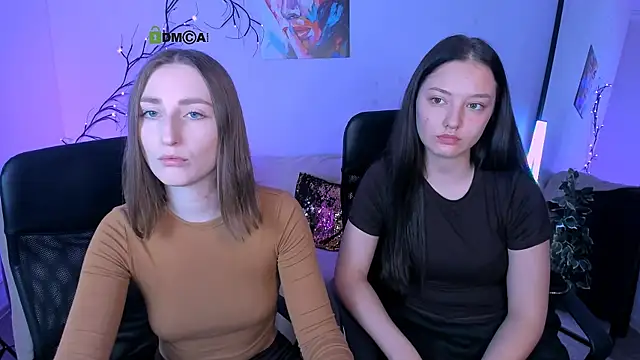 eva smiith  online show from October 14, 2025, 5:41 am