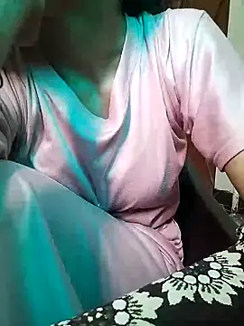 Snapshot of Kanika_mishra90 chatting on October 19, 2025, 7:55 am Kanika mishra90 online show from October 19, 2025, 7:55 am