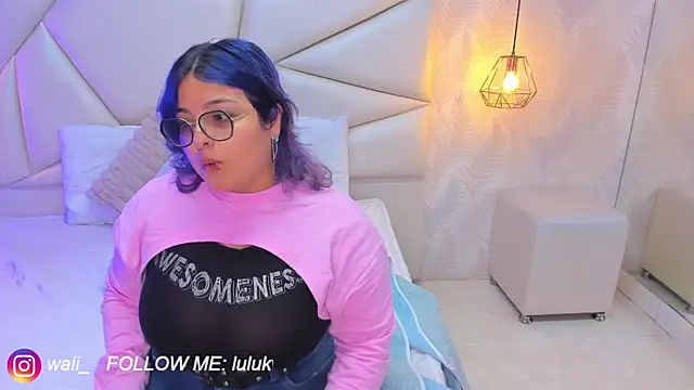 lulukawai16 online show from November 5, 2025, 7:06 pm