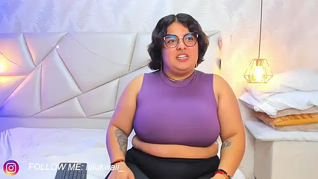 lulukawai16 online show from February 12, 2026, 7:02 pm