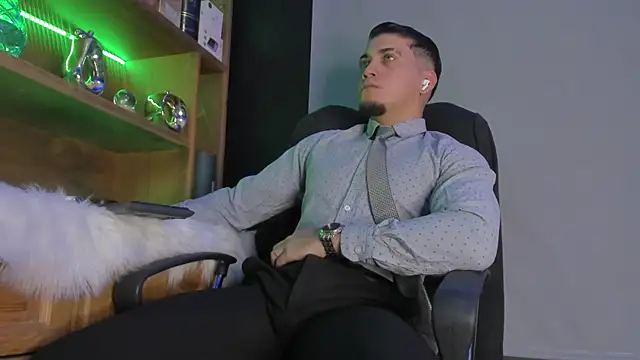 Gael williams1 online show from September 10, 2025, 7:13 pm