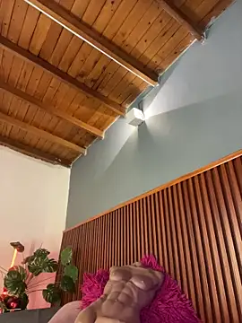 MarilynSmith01 online show from March 11, 2026, 7:19 pm