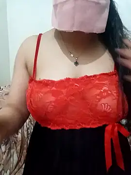 Queen-15 online show from October 15, 2025, 10:29 pm