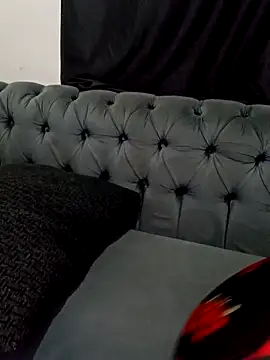 Queen-15 online show from April 9, 2026, 5:20 am