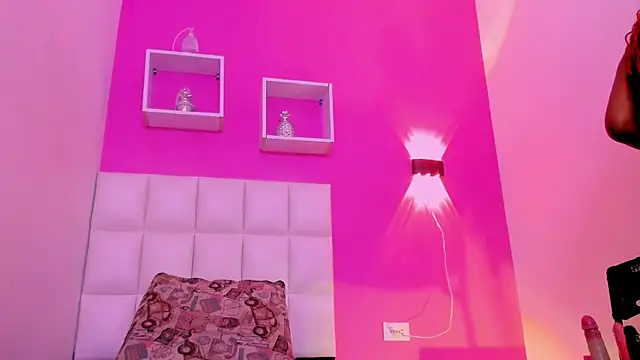 Snapshot of Horny_ebonys chatting on February 15, 2026, 11:31 am Horny ebonys online show from February 15, 2026, 11:31 am