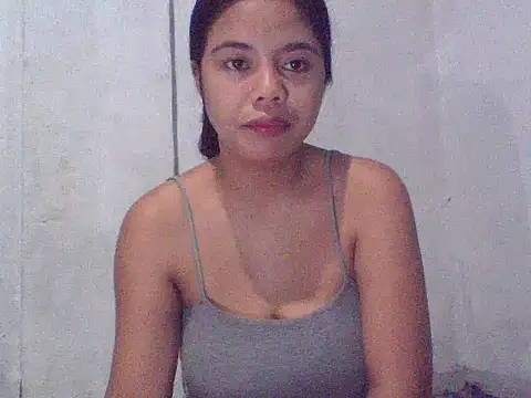 sweet heaven00 online show from January 11, 2026, 10:49 pm