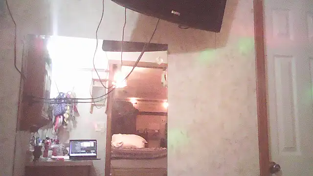 Snapshot of BonnienClyde5421 chatting on February 8, 2026, 3:15 am BonnienClyde5421 online show from February 8, 2026, 3:15 am