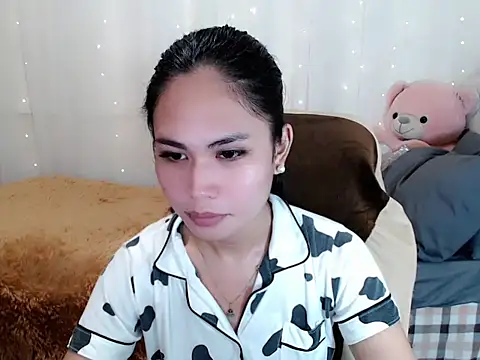 Snapshot of Iyotakody chatting on March 26, 2026, 1:48 am Iyotakody online show from March 26, 2026, 1:48 am