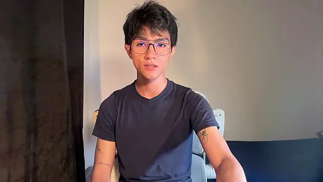 Angel bunny2 online show from November 22, 2025, 12:32 am