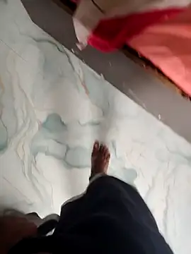 RAYI Queen 4 online show from April 18, 2026, 4:15 am