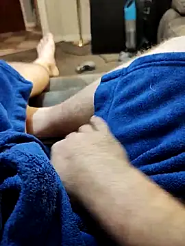 Snapshot of hubbyfun19 chatting on March 12, 2026, 5:55 am hubbyfun19 online show from March 12, 2026, 5:55 am