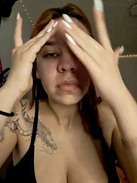 Snapshot of -Miaa_ chatting on September 17, 2025, 11:56 am -Miaa online show from September 17, 2025, 11:56 am