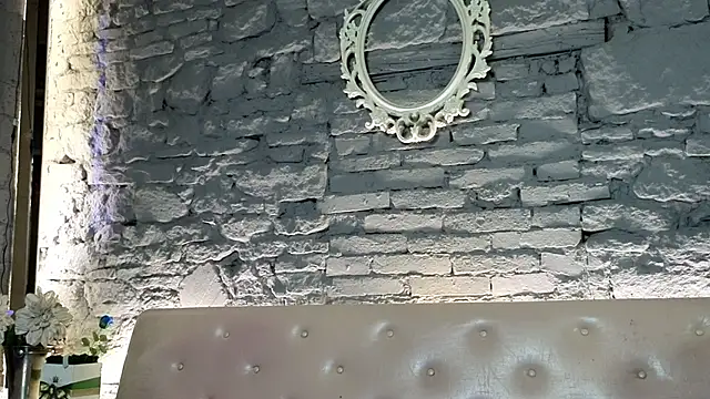 shygurl18 online show from November 30, 2025, 6:58 am