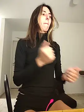 sweetsinxxx online show from April 8, 2026, 11:39 pm