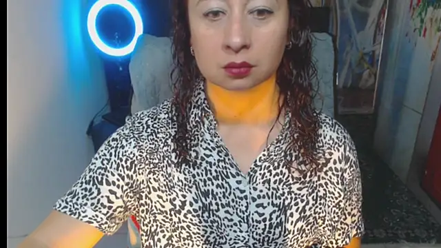 Snapshot of Milf_Valeria chatting on November 20, 2025, 2:29 pm Milf Valeria online show from November 20, 2025, 2:29 pm