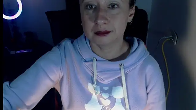 Snapshot of Milf_Valeria chatting on October 16, 2025, 3:09 pm Milf Valeria online show from October 16, 2025, 3:09 pm