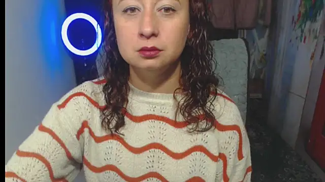 Snapshot of Milf_Valeria chatting on November 19, 2025, 4:07 pm Milf Valeria online show from November 19, 2025, 4:07 pm