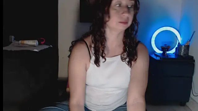 Snapshot of Milf_Valeria chatting on February 3, 2026, 6:57 pm Milf Valeria online show from February 3, 2026, 6:57 pm