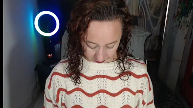 Snapshot of Milf_Valeria chatting on November 7, 2025, 2:21 pm Milf Valeria online show from November 7, 2025, 2:21 pm