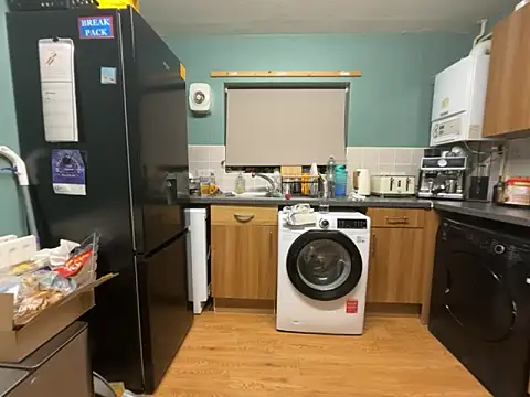 Snapshot of Dilfcam101 chatting on February 6, 2026, 6:42 am Dilfcam101 online show from February 6, 2026, 6:42 am