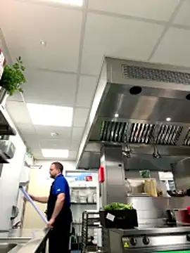 Snapshot of Dilfcam101 chatting on January 17, 2026, 9:24 am Dilfcam101 online show from January 17, 2026, 9:24 am