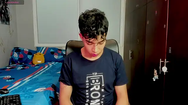 Noxx starkK online show from February 8, 2026, 9:23 pm