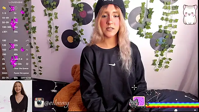 Amy Moonlight online show from September 10, 2025, 8:41 pm