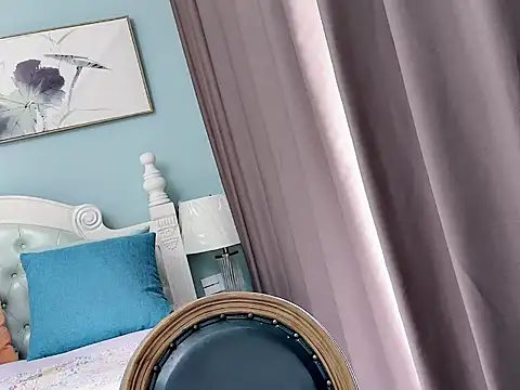 sarah111 online show from December 3, 2025, 3:29 am