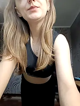 Lissa213 online show from October 8, 2025, 6:37 am