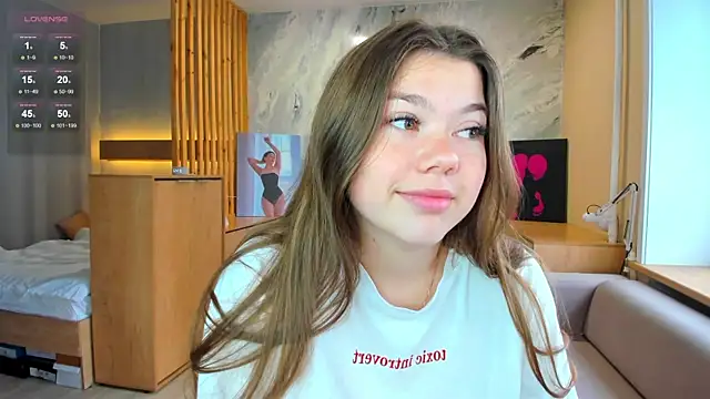 miss bubbles  online show from September 13, 2025, 12:54 am